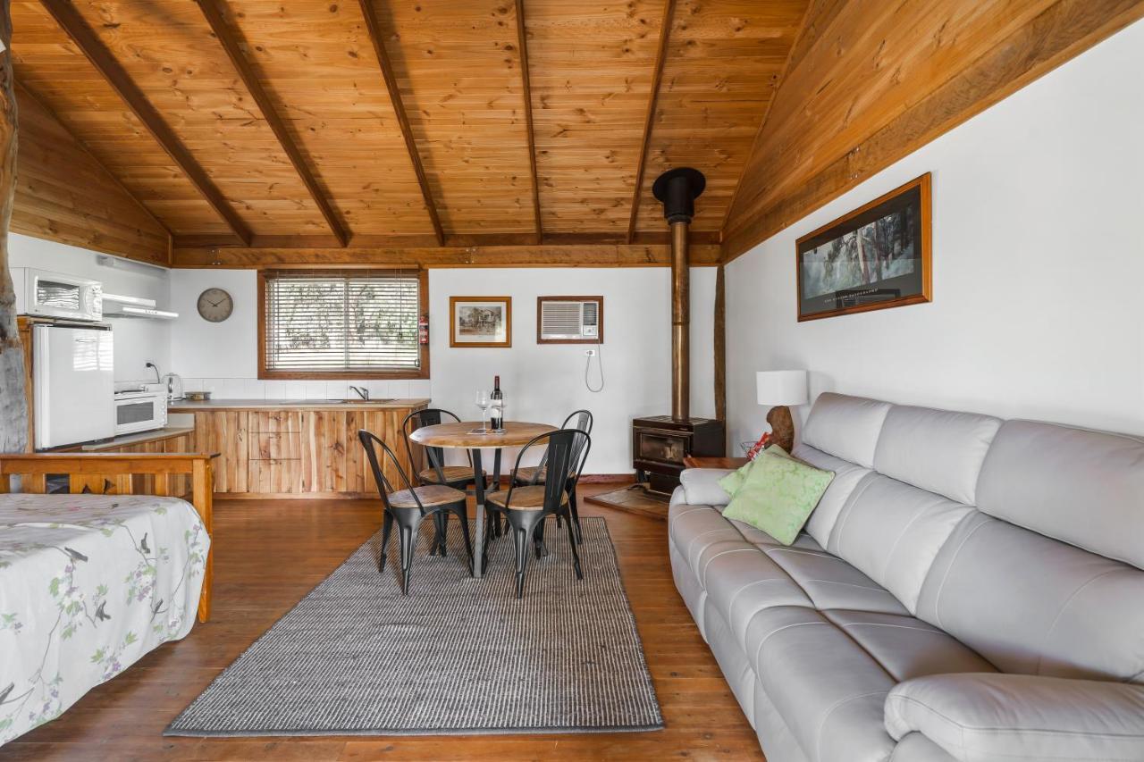 Gaddleen Grove Cottages Уодонга Экстерьер фото